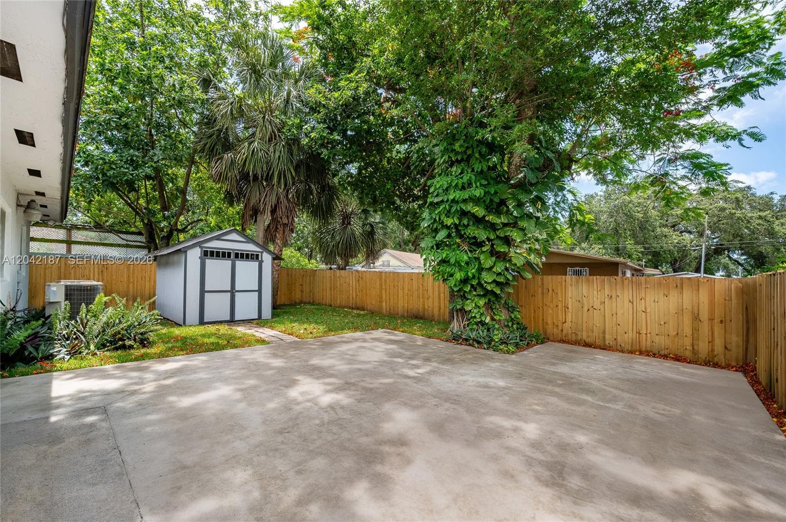 2750 NW 170th St photo 32