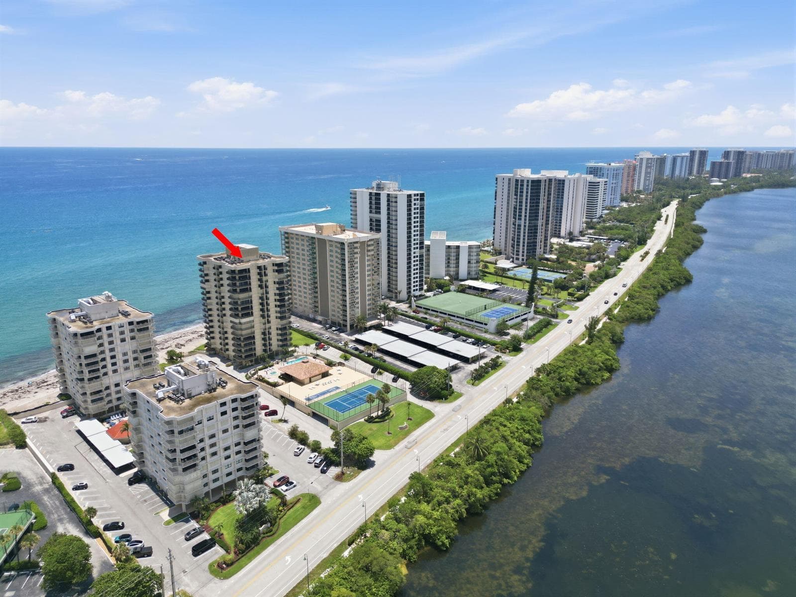 54-web-or-mls-5460_N_Ocean_Dr_Apt_6A_Dro