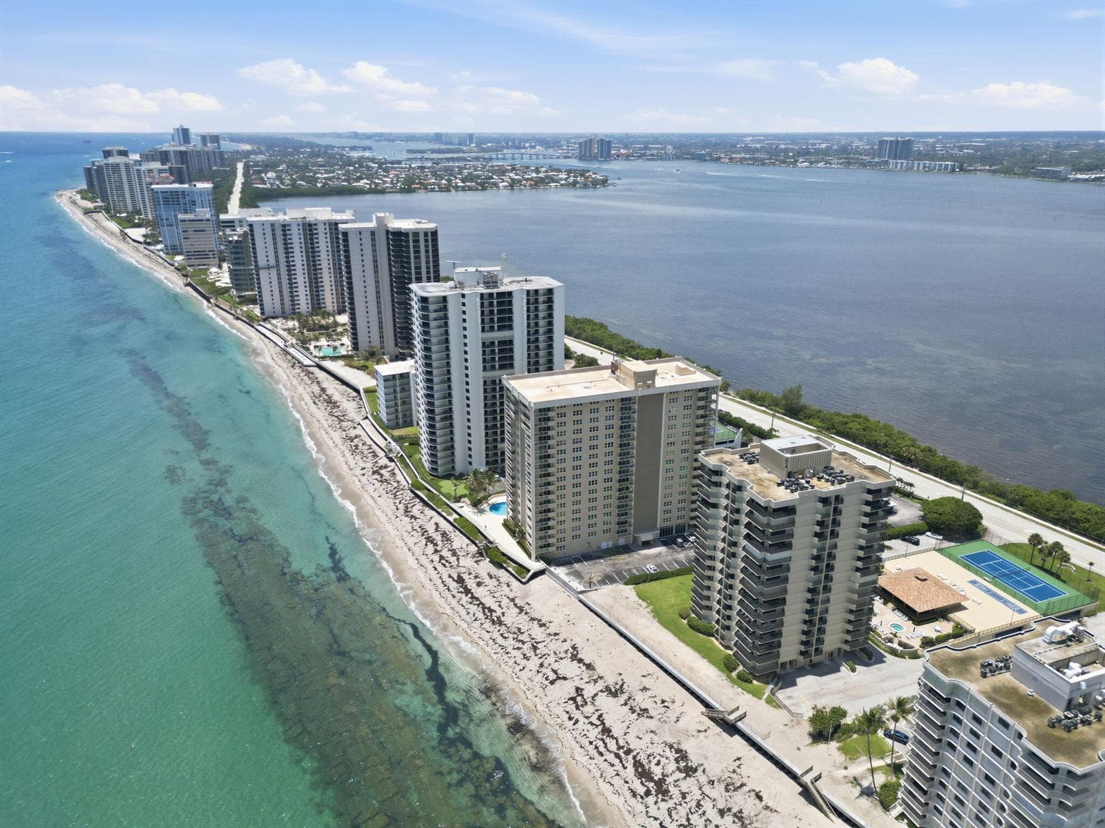 59-web-or-mls-5460_N_Ocean_Dr_Apt_6A_Dro
