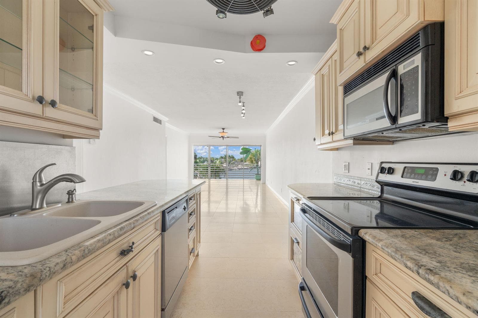 11-web-or-mls-951 Spanish Cir apt 346 De