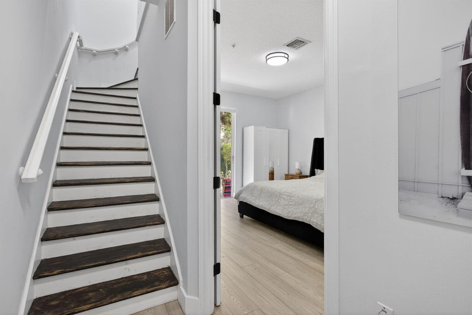 21-web-or-mls-2457-3148