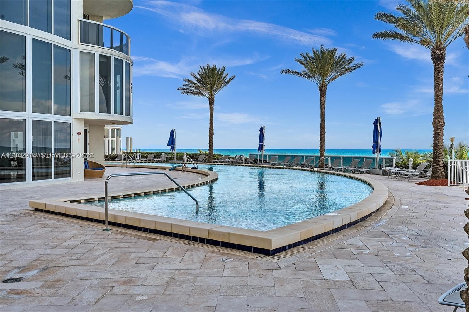Ocean Four · #803 in Sunny Isles Beach - Photo 2
