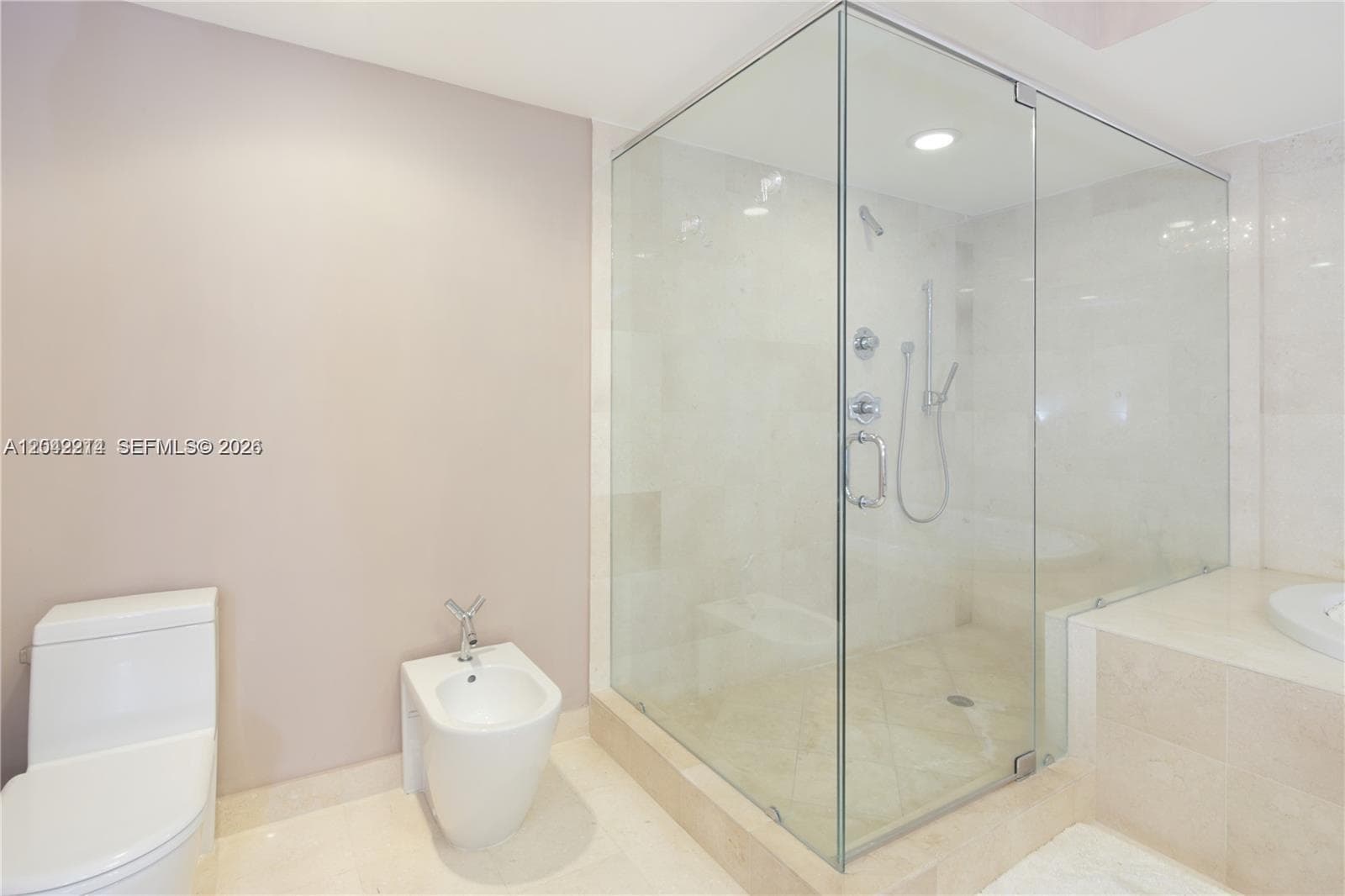 Ocean Four · #803 in Sunny Isles Beach - Photo 16