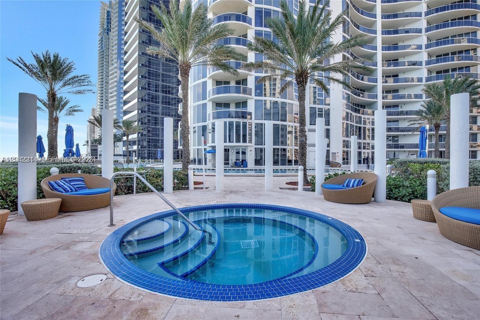 Ocean Four · #803 in Sunny Isles Beach - Photo 3