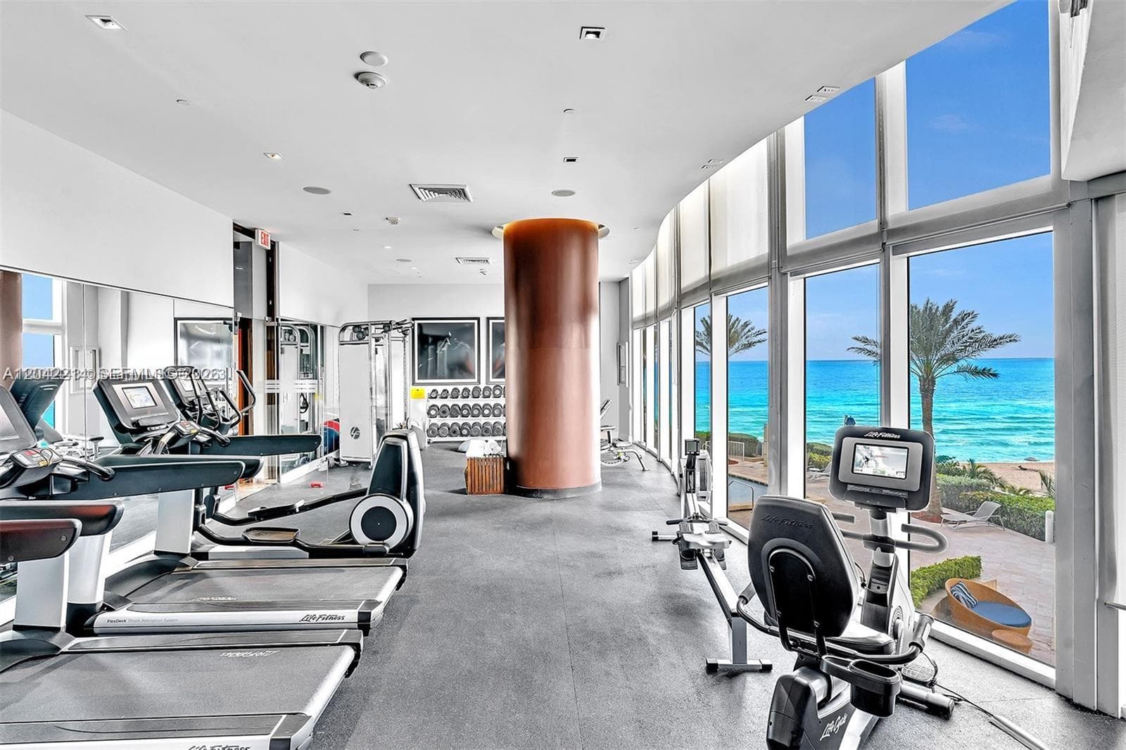 Ocean Four · #803 in Sunny Isles Beach - Photo 33