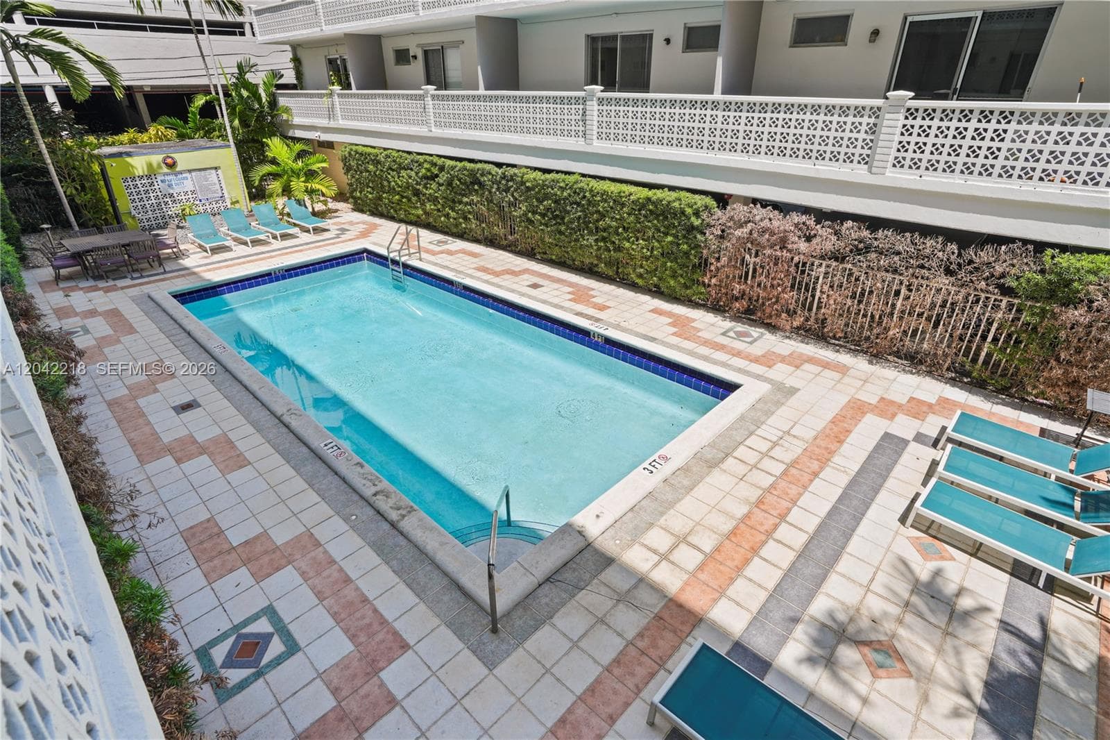TWIN TOWERS · #203 in Miami Beach - Photo 20