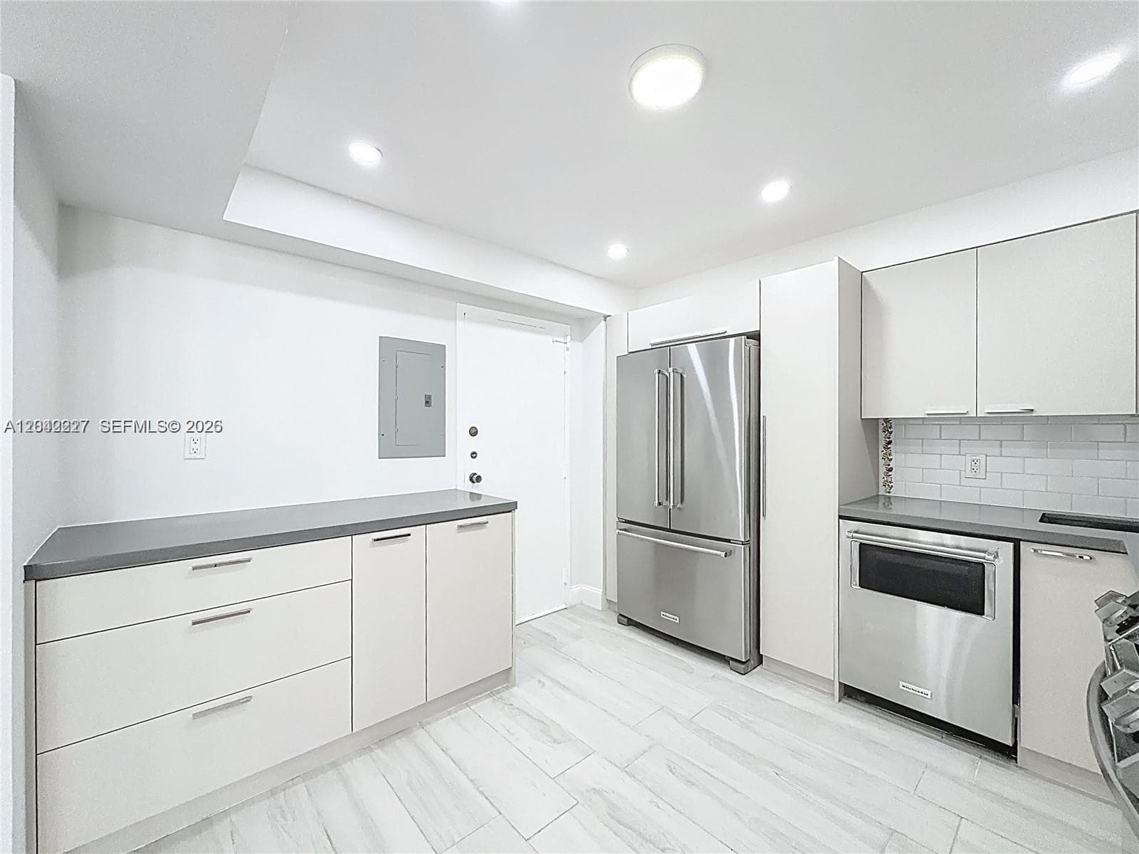 Winston Towers 100 · #1211 in Sunny Isles Beach - Photo 13