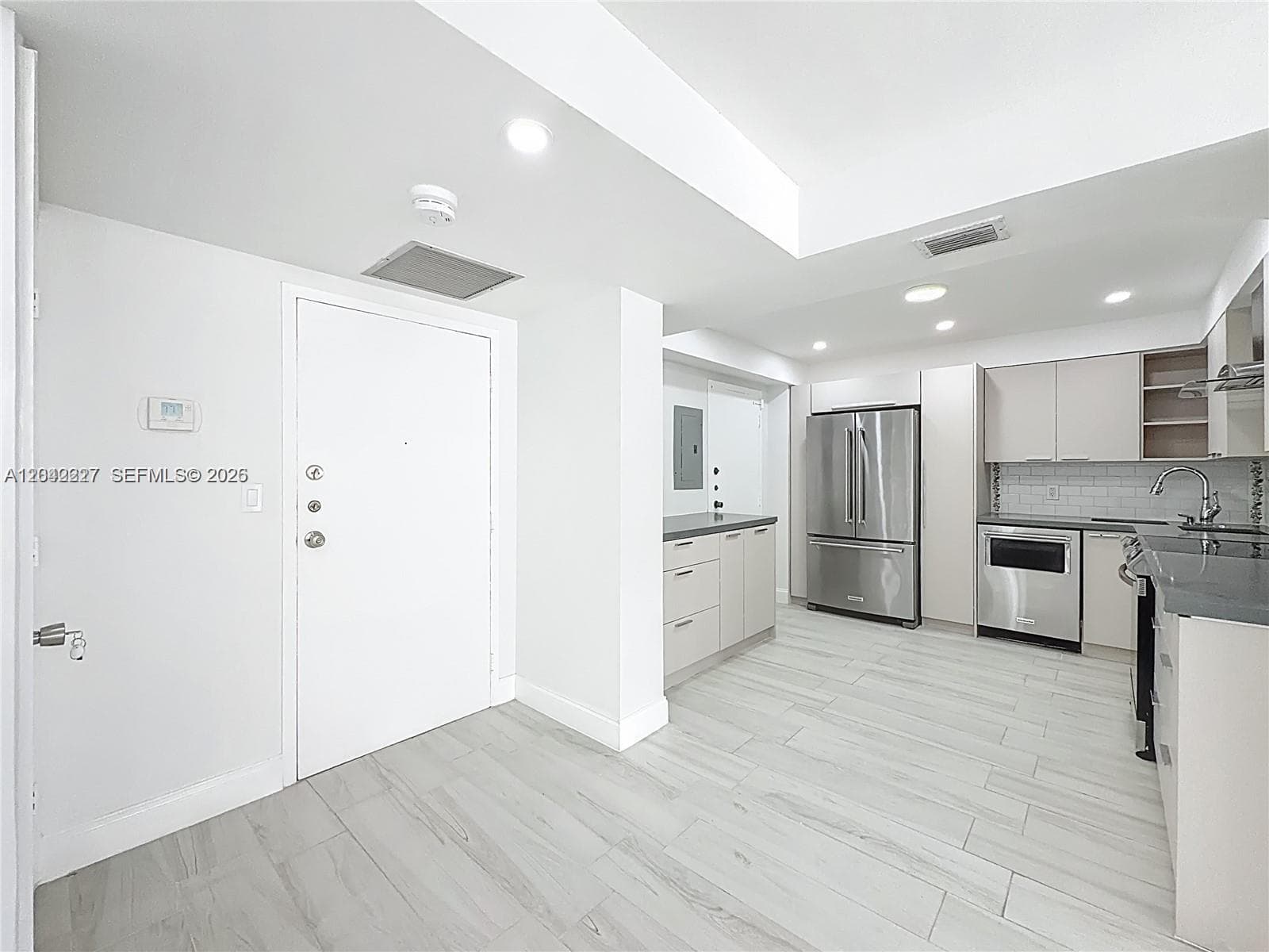 Winston Towers 100 · #1211 in Sunny Isles Beach - Photo 14