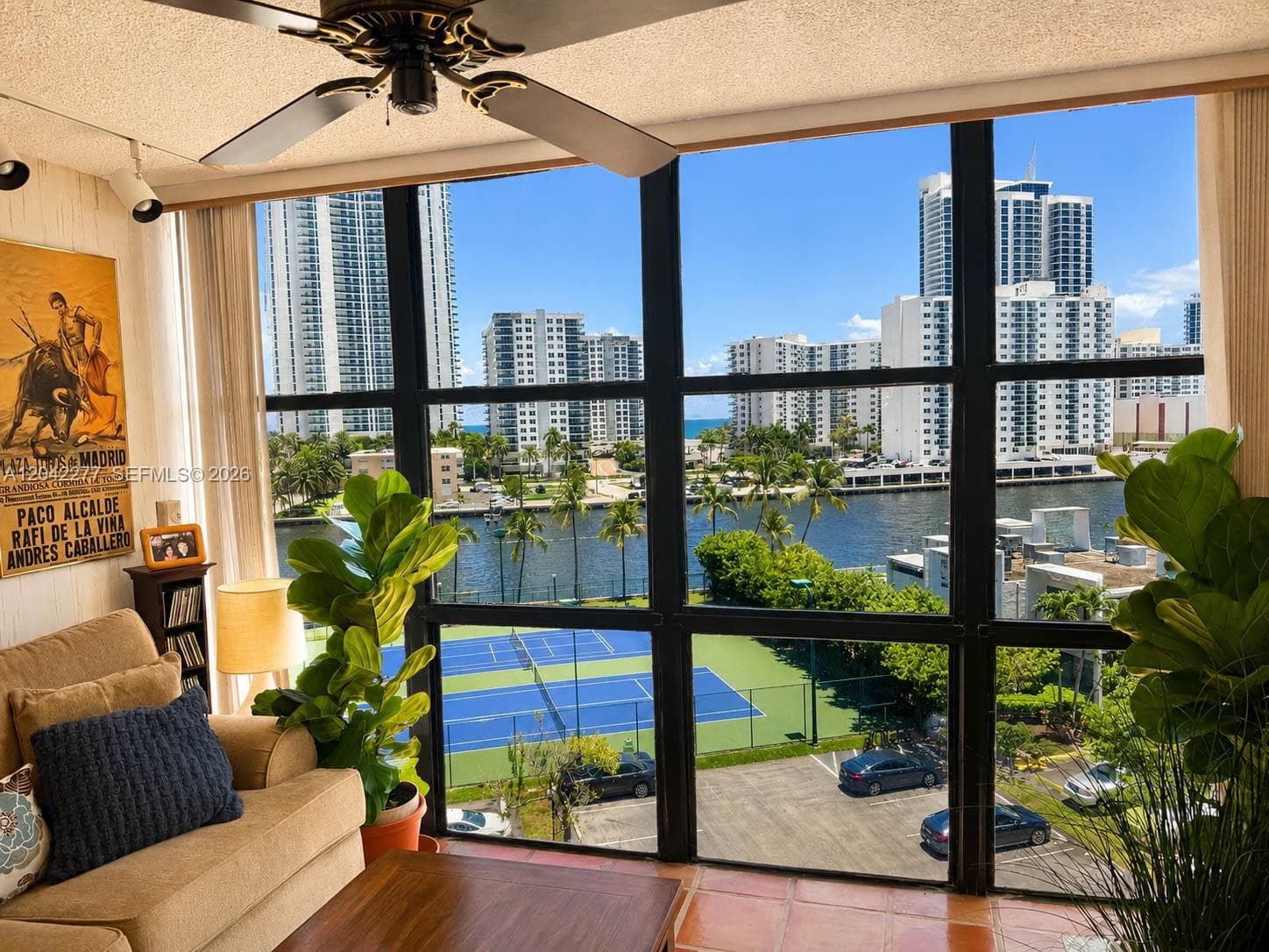 OCEANVIEW PARK CONDO · #726 in Hallandale Beach - Photo 2