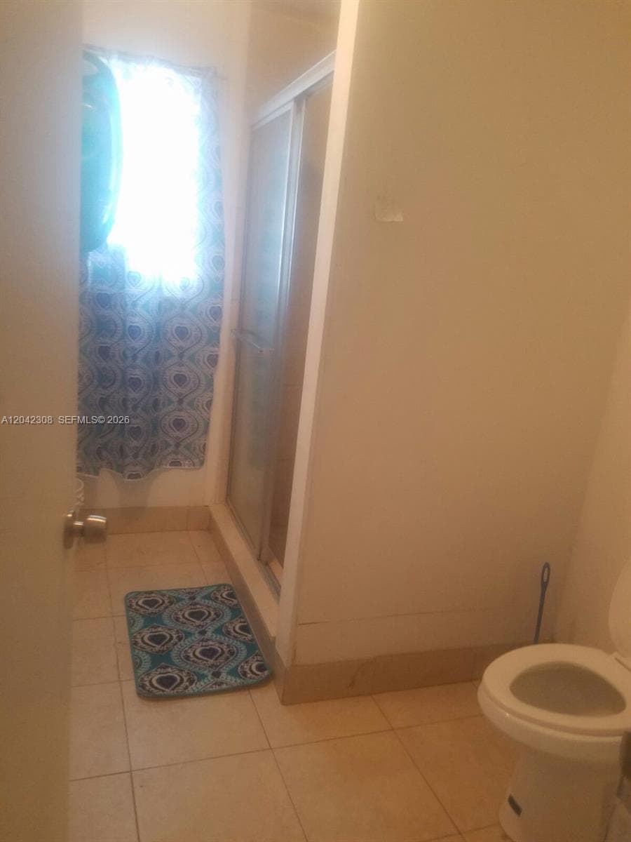 4214 Greenwood Ave photo 7