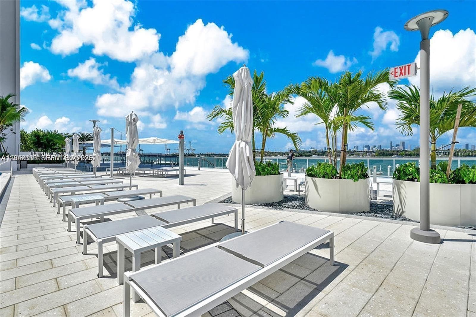 Mirador 1000 · #531 in Miami Beach - Photo 18