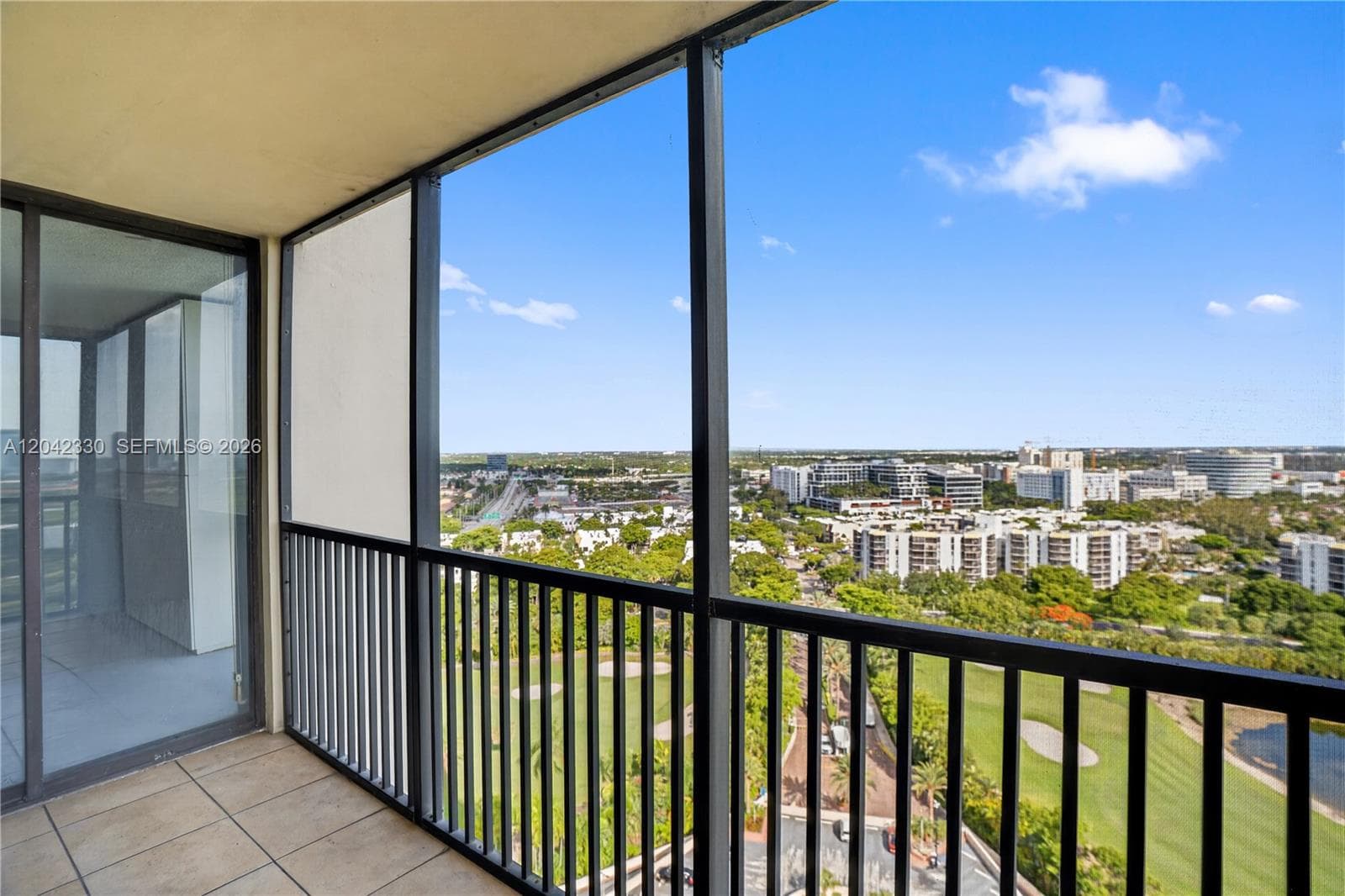 CORONADO · #2122 in Aventura - Photo 12