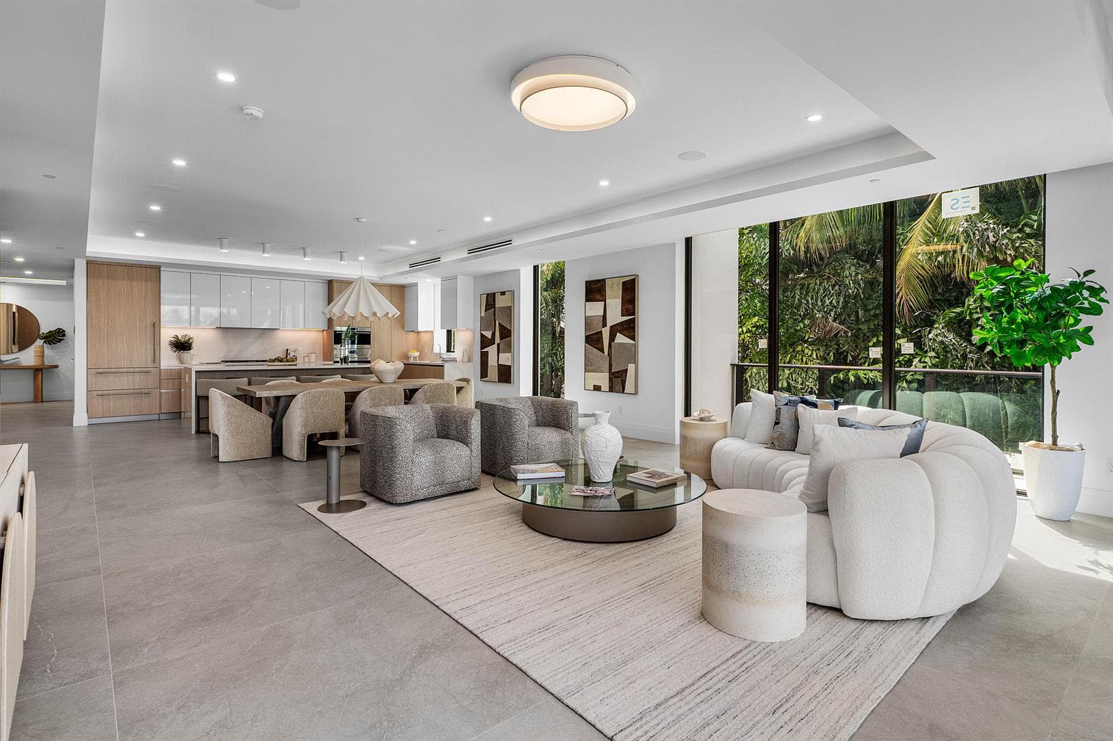 015-87IsleofVeniceDrive-FortLauderdale-F