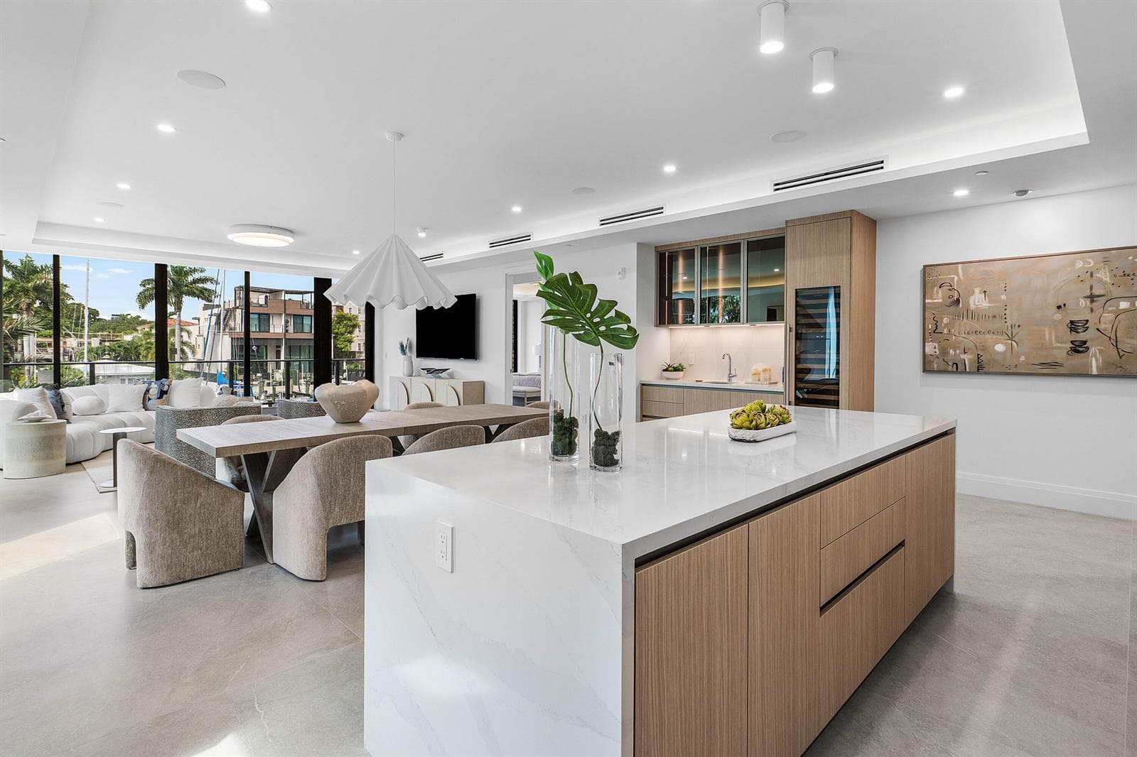 009-87IsleofVeniceDrive-FortLauderdale-F