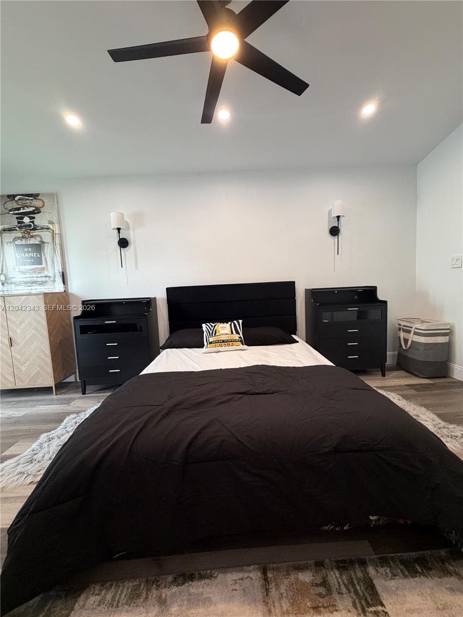 VILLAGE BY THE SEA CONDO · #308 in Lauderdale By The Sea - Photo 2