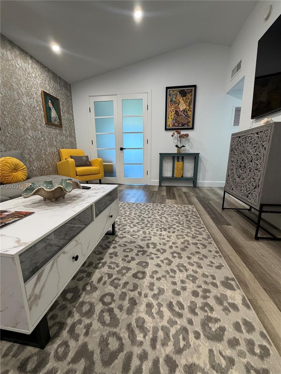 VILLAGE BY THE SEA CONDO · #308 in Lauderdale By The Sea - Photo 13