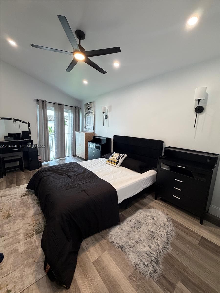 VILLAGE BY THE SEA CONDO · #308 in Lauderdale By The Sea - Photo 3