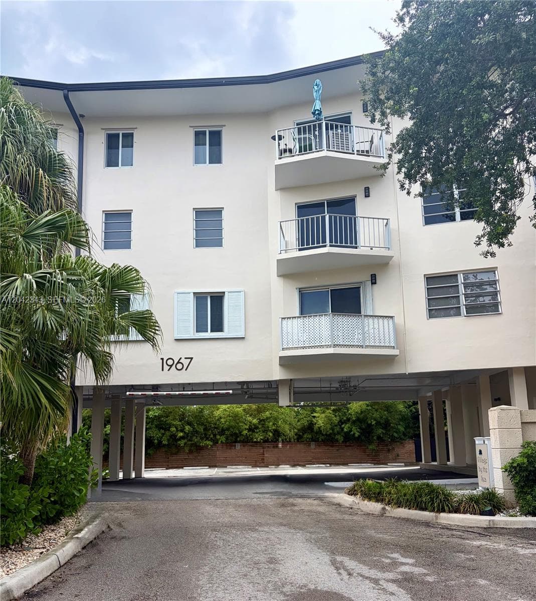 VILLAGE BY THE SEA CONDO · #308 in Lauderdale By The Sea - Photo 28
