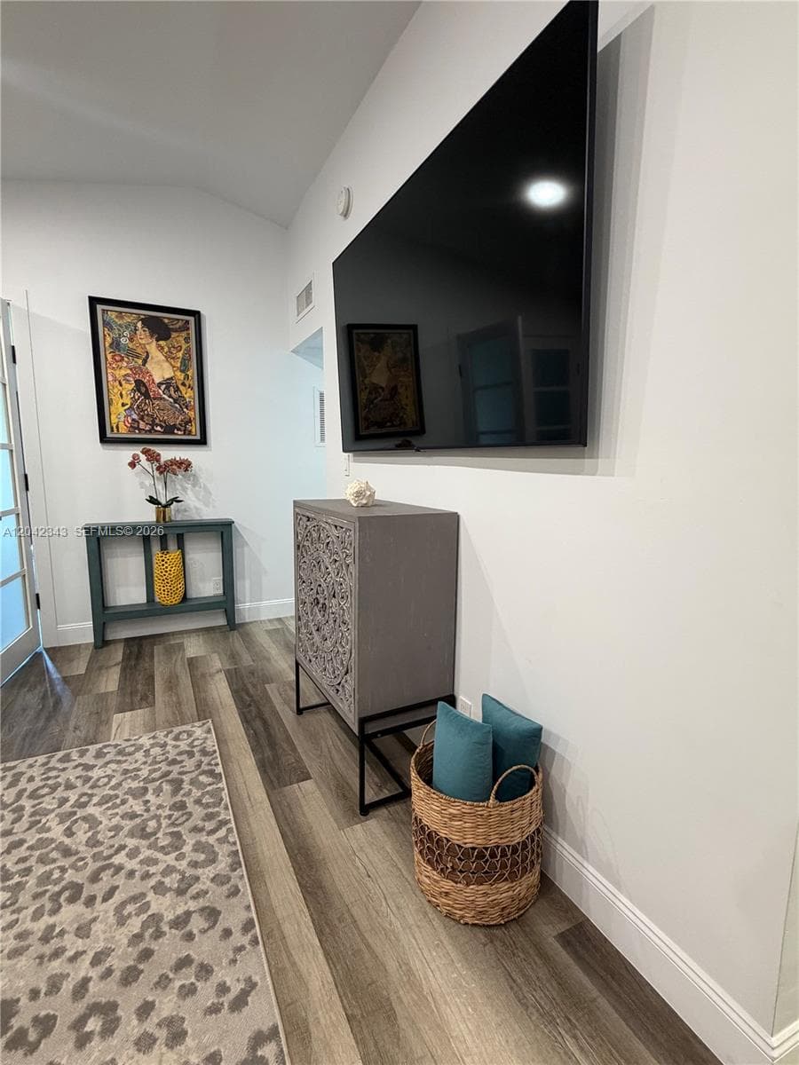 VILLAGE BY THE SEA CONDO · #308 in Lauderdale By The Sea - Photo 15