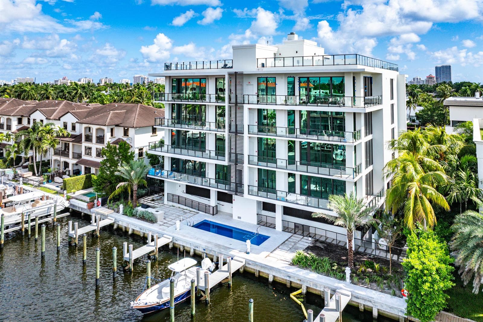 047-87IsleofVeniceDrive-FortLauderdale-F