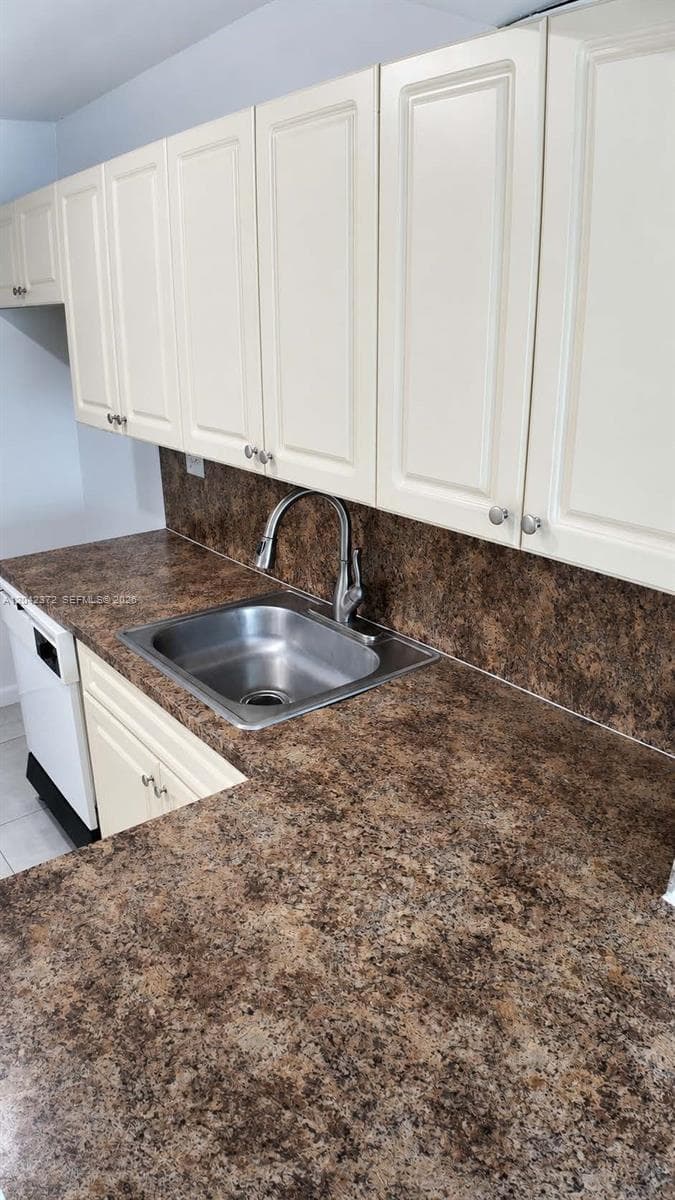 11120 Sw 196th St · #310 in Cutler Bay - Photo 13