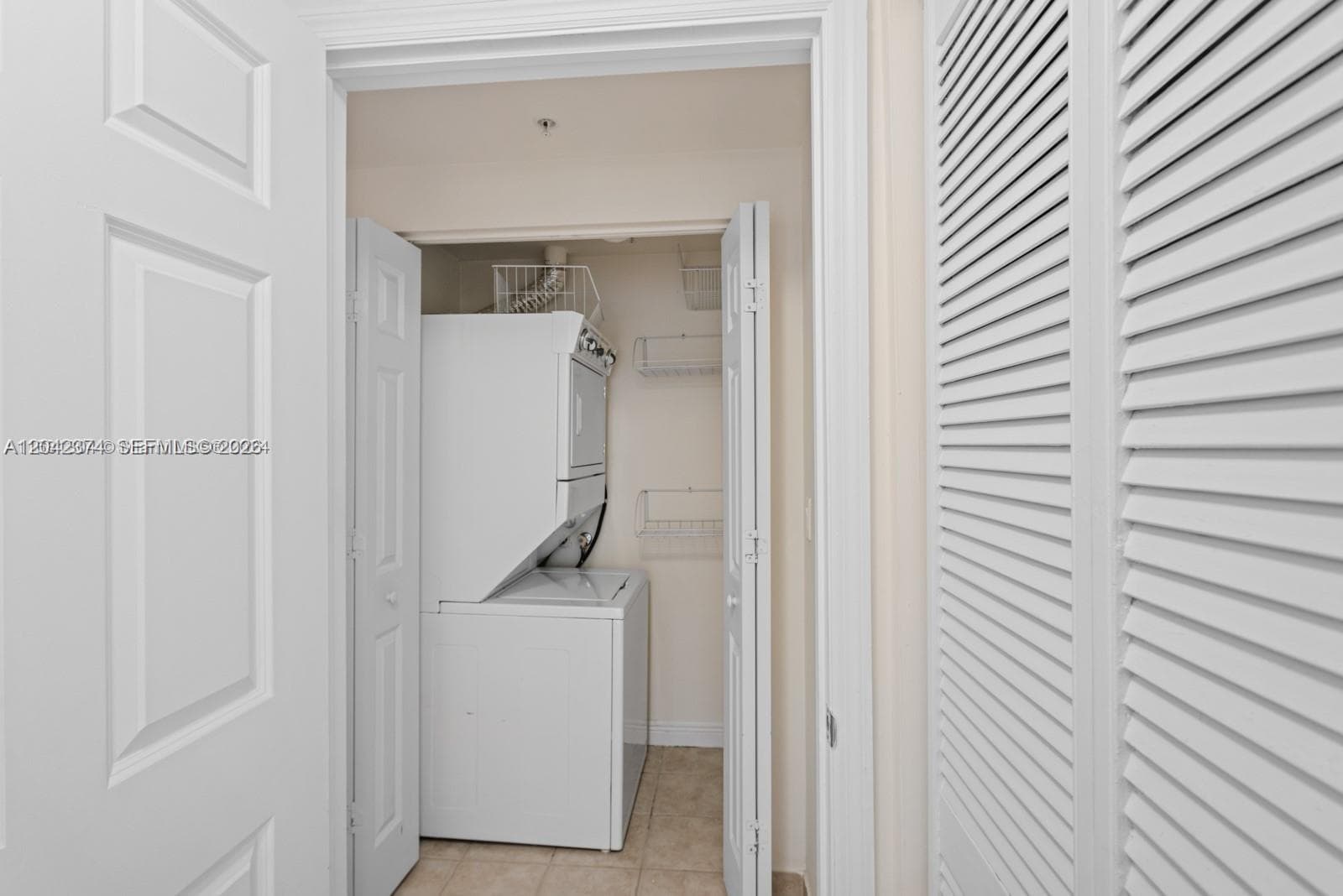PUERTA DE PALMAS · #1405 in Coral Gables - Photo 23