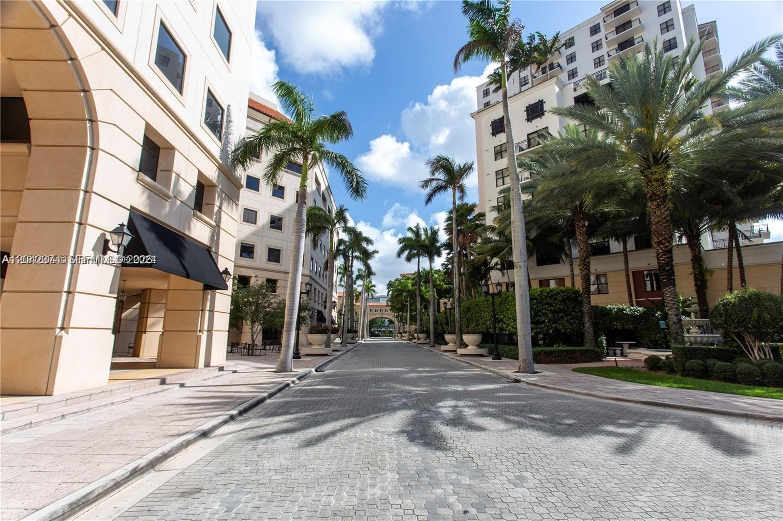 PUERTA DE PALMAS · #1405 in Coral Gables - Photo 28