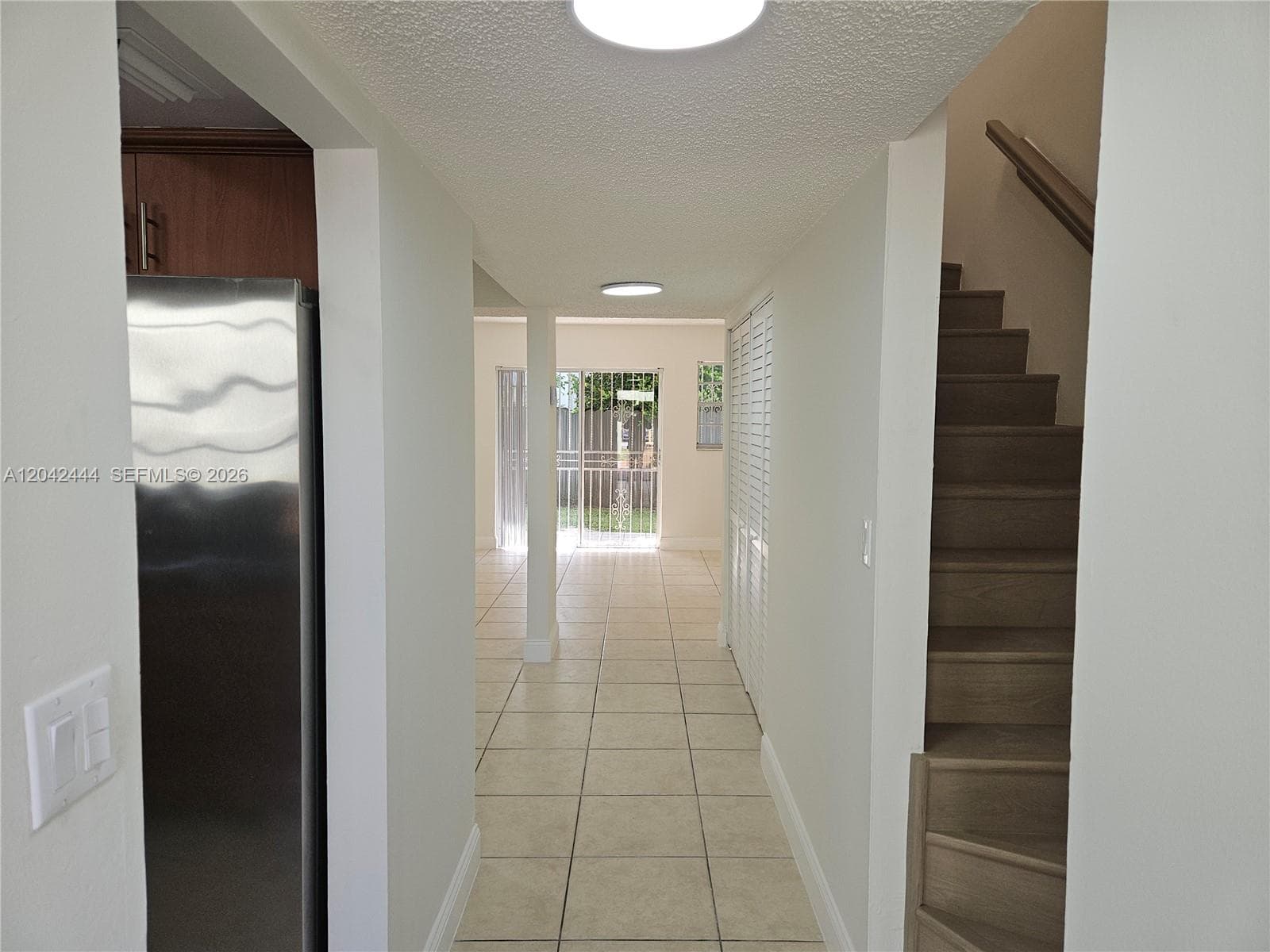 Facing Inside, First Level