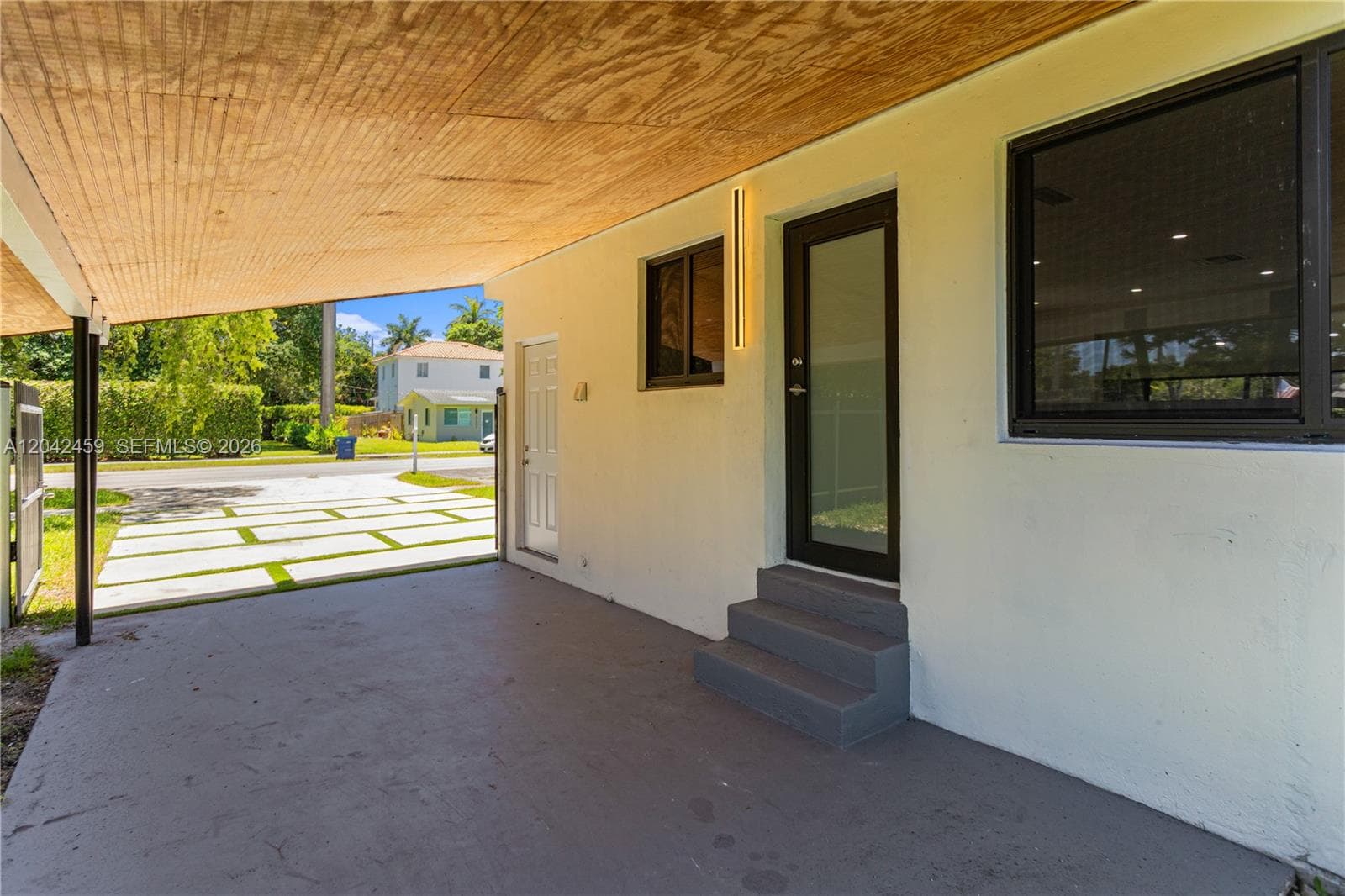 21330 NE 26 AV photo 46