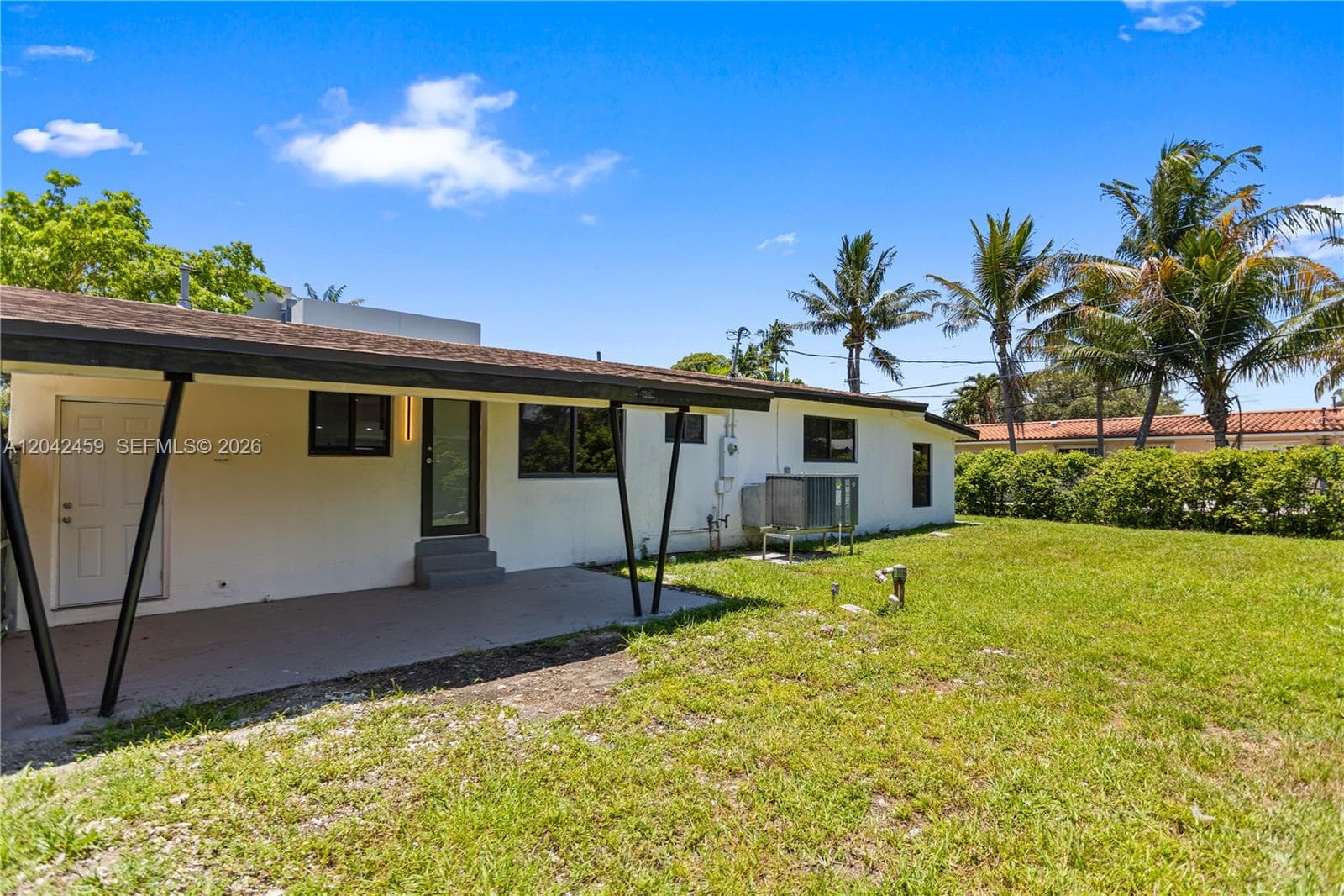 21330 NE 26 AV photo 42