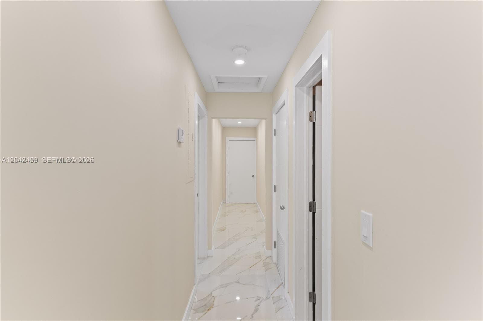 21330 NE 26 AV photo 21