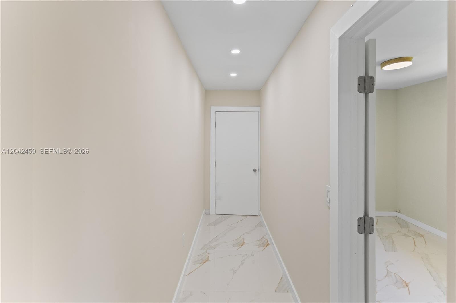 21330 NE 26 AV photo 33