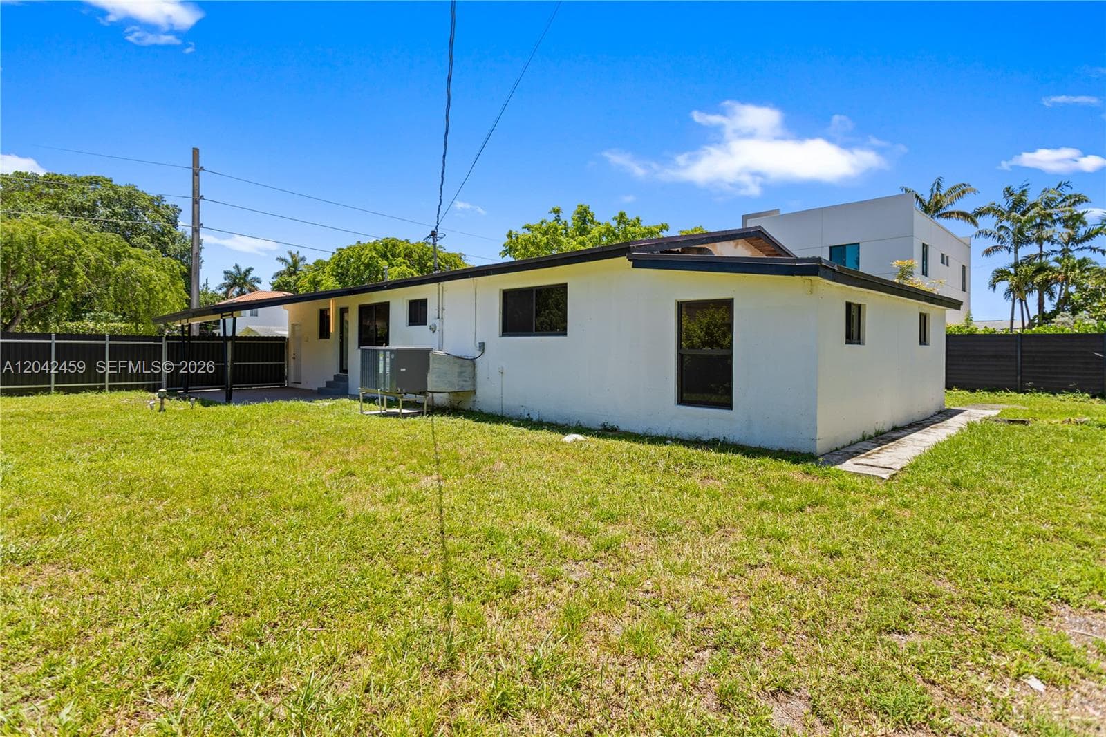 21330 NE 26 AV photo 48