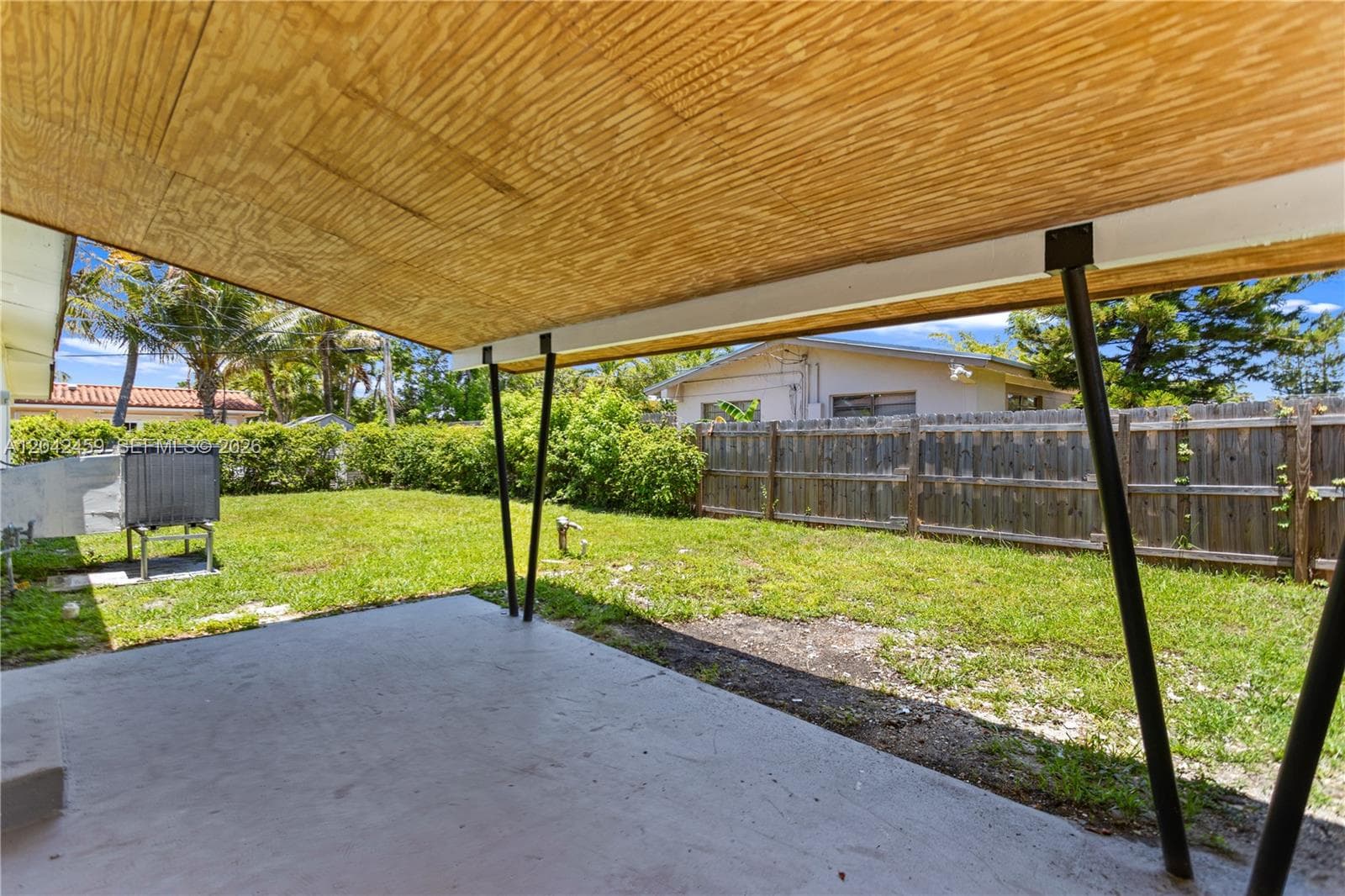 21330 NE 26 AV photo 47