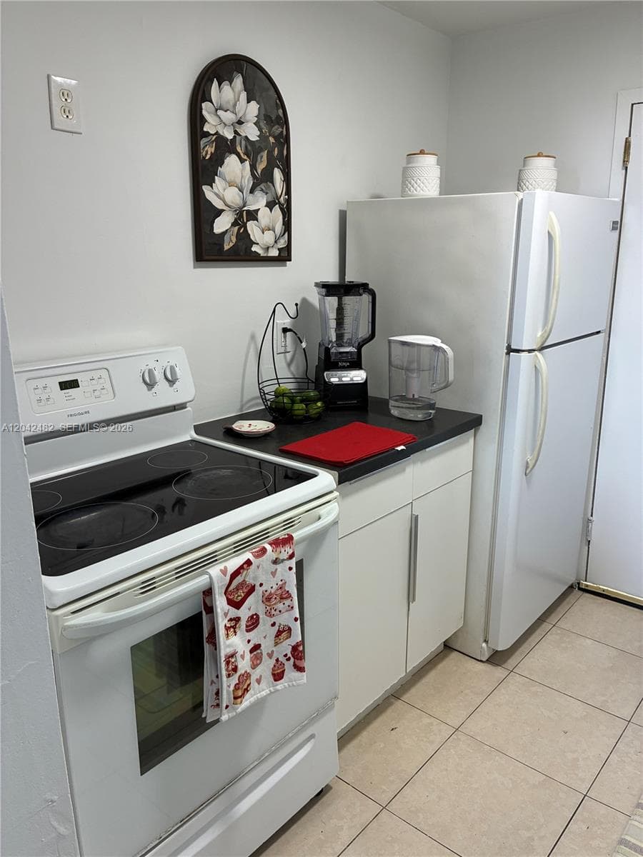 KEYSTONE TOWERS CONDO · #710 in North Miami - Photo 7