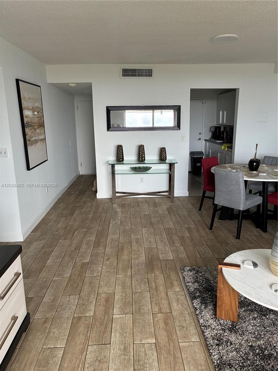 KEYSTONE TOWERS CONDO · #710 in North Miami - Photo 5