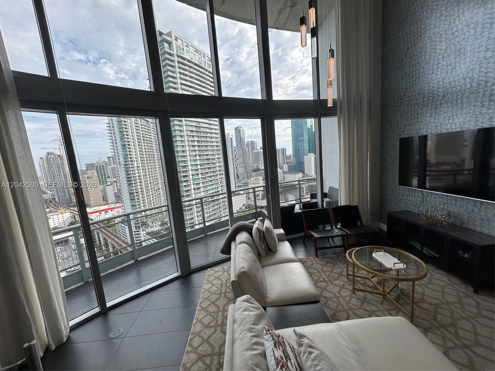 NEO VERTIKA CONDO · #3101 in Miami - Photo 2