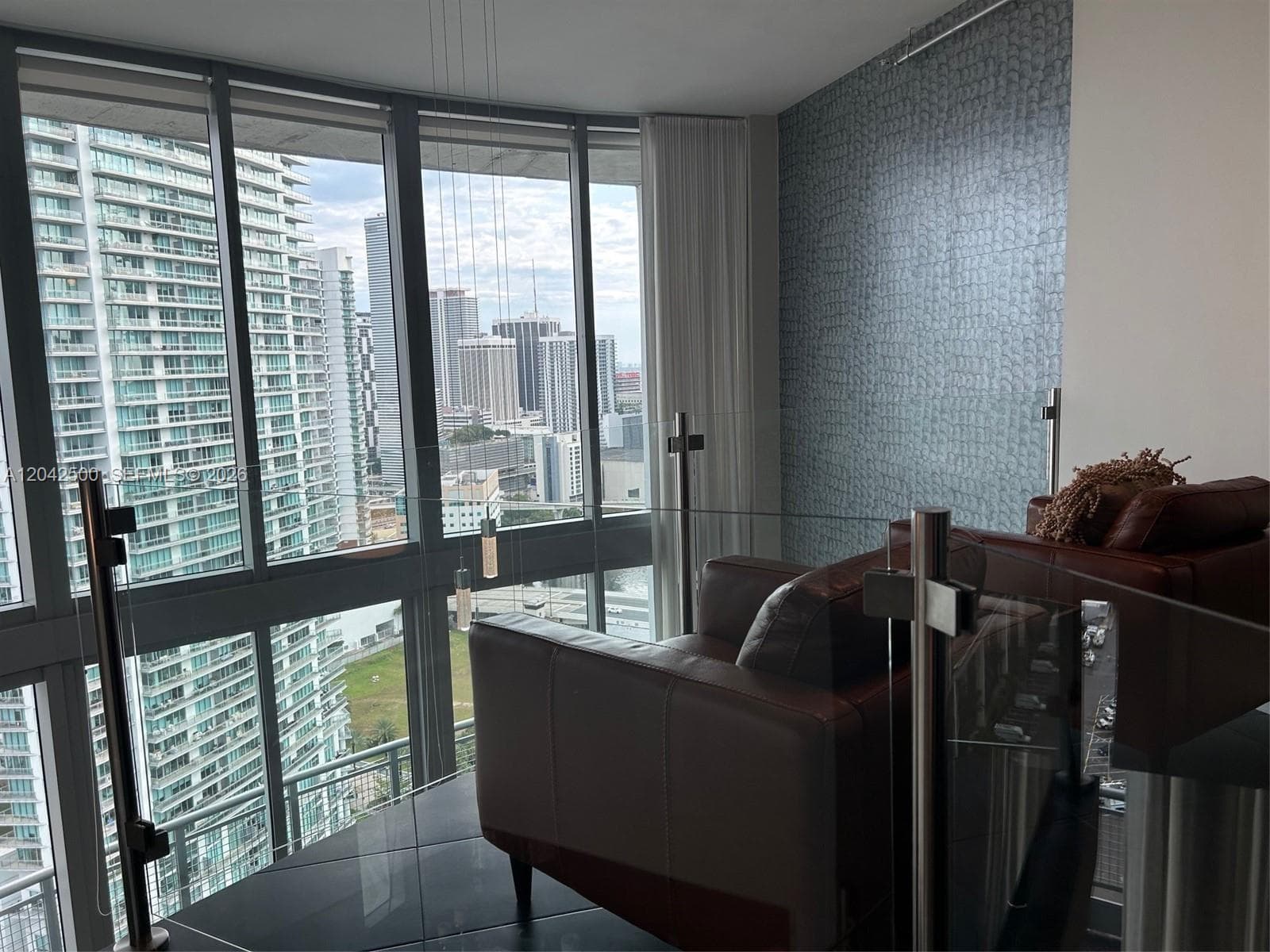 NEO VERTIKA CONDO · #3101 in Miami - Photo 4