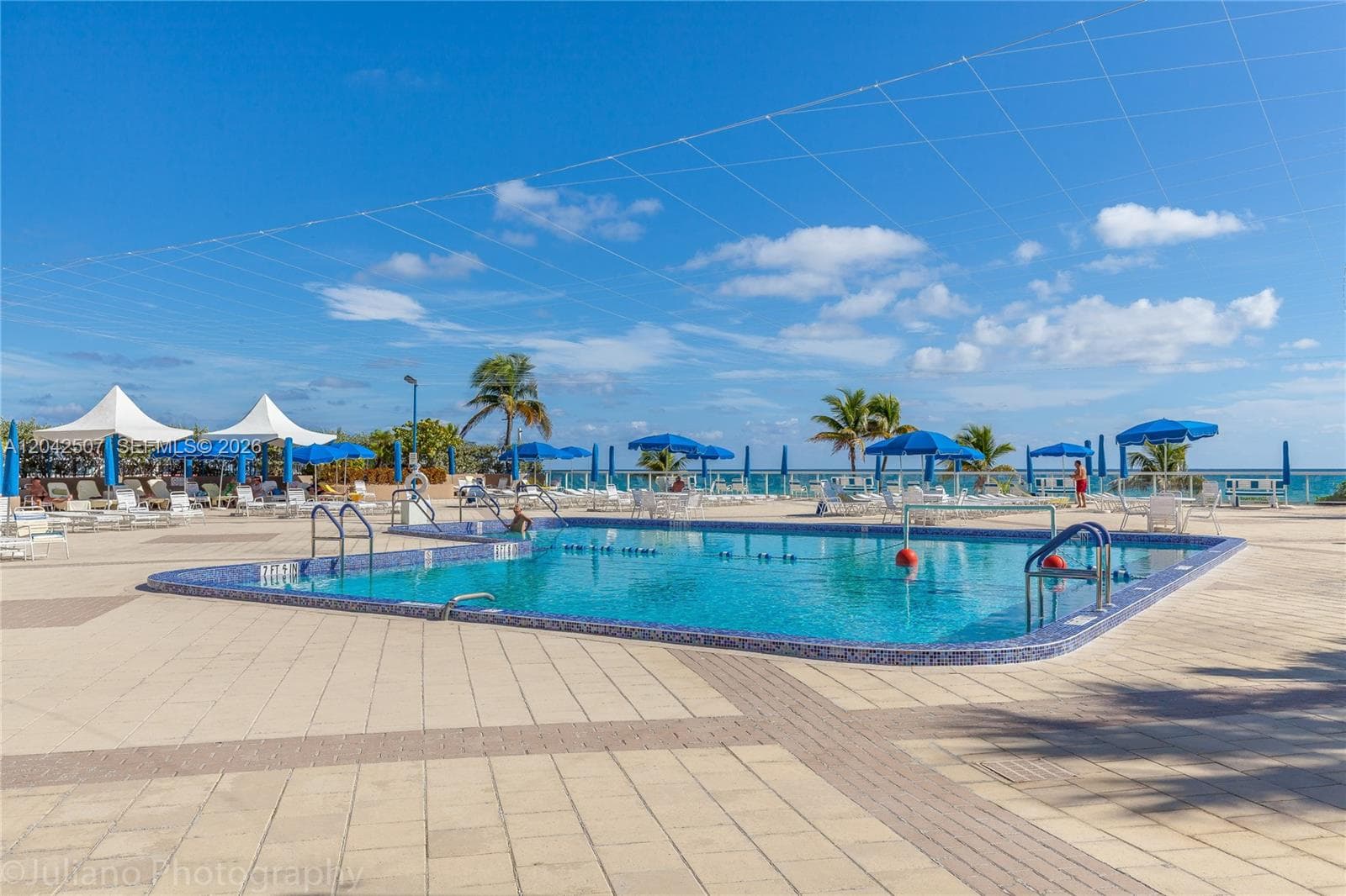 PARKER PLAZA · #412 in Hallandale Beach - Photo 17