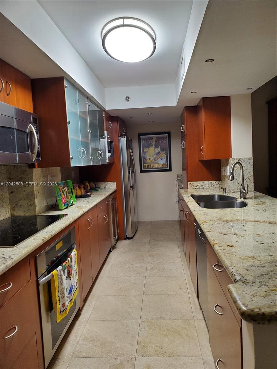 LEXCELLENCE CONDOMINIUM · #1604 in Miami Beach - Photo 46