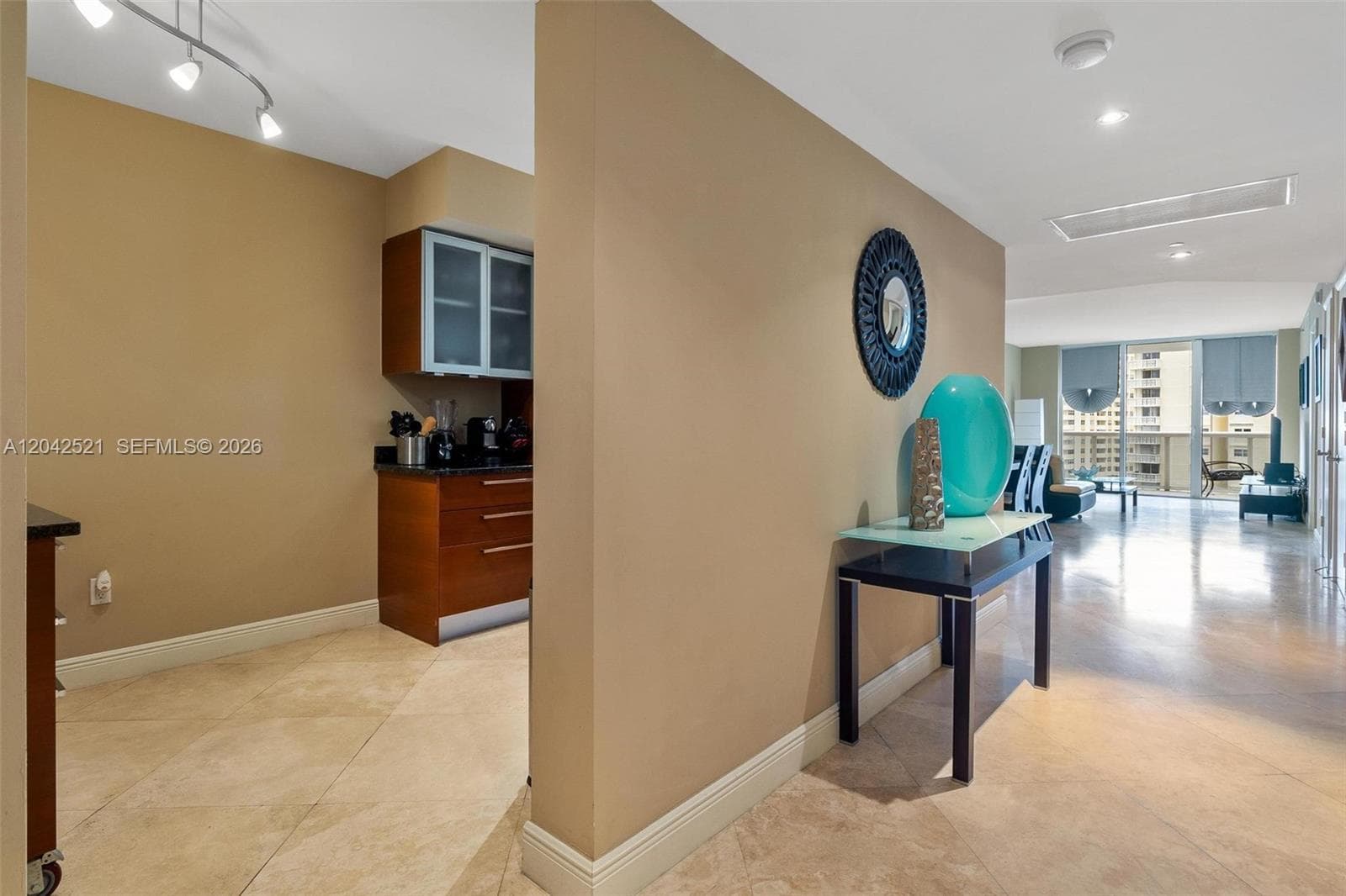 BEACH CLUB THREE CONDO · #608 in Hallandale Beach - Photo 2