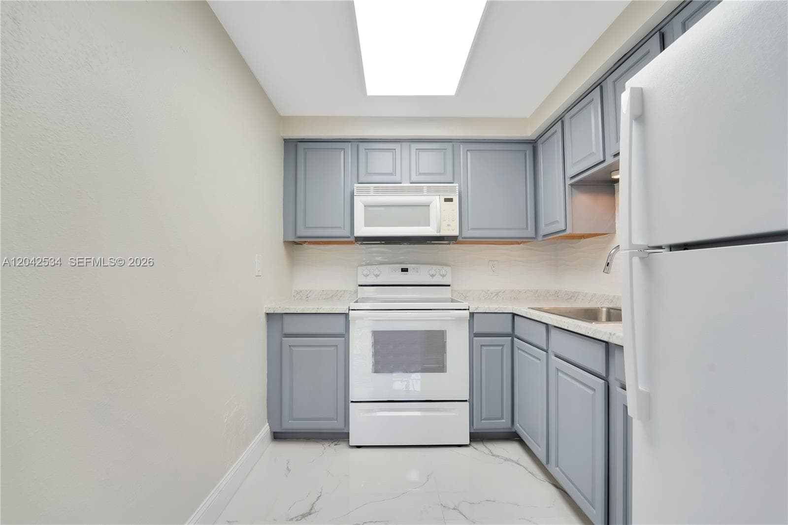 BREAKERS CONDOMINIUM · #102 in Pompano Beach - Photo 7