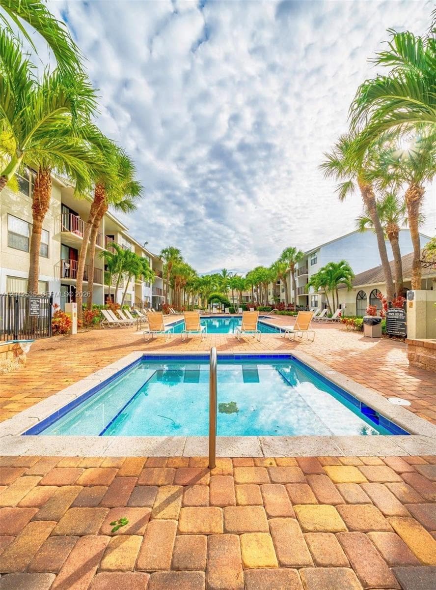 BELLA LAGO · #23 in West Palm Beach - Photo 6