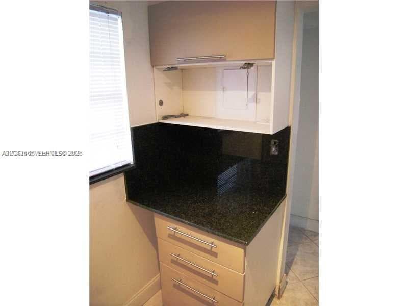 701 Euclid Gardens condo · #403 in Miami Beach - Photo 3