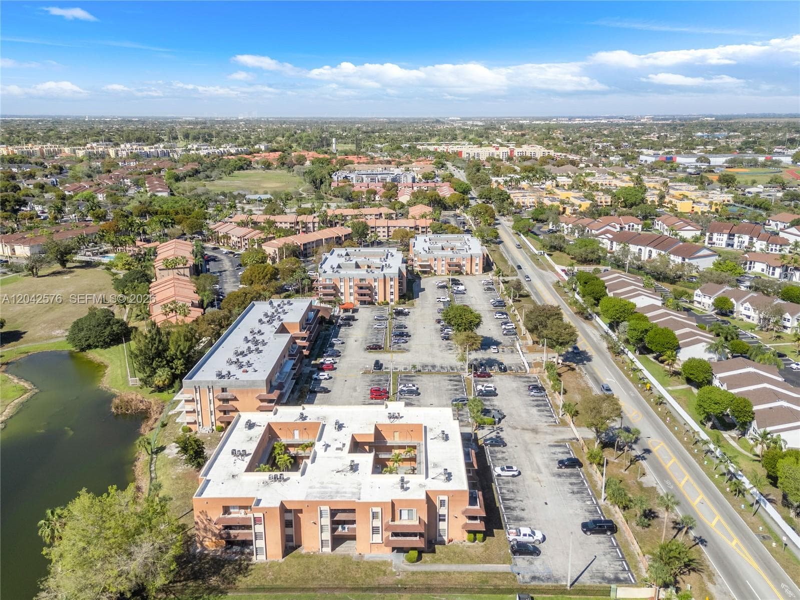 LAKEVIEW GARDENS AT MIAMI · #C2003 in Hialeah - Photo 4