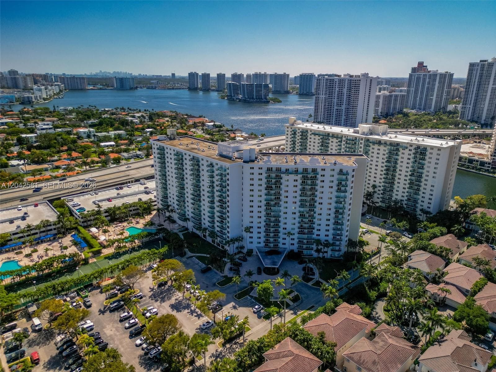 OCEANVIEW BUILDING B COND · #1224 in Sunny Isles Beach - Photo 34