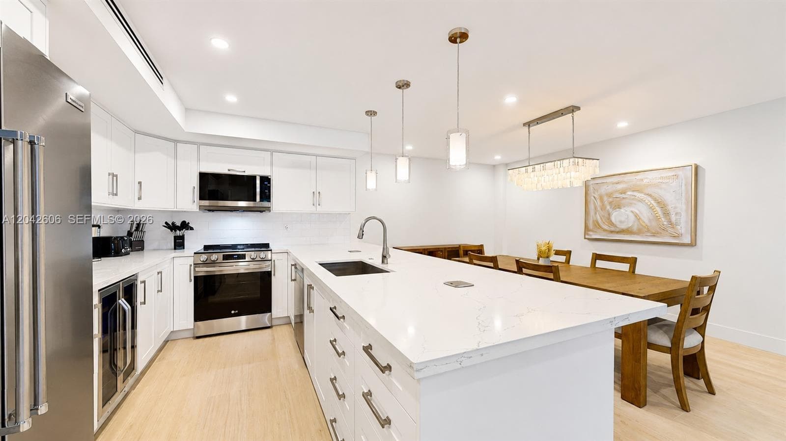 Commodore Club East · #213 in Key Biscayne - Photo 6