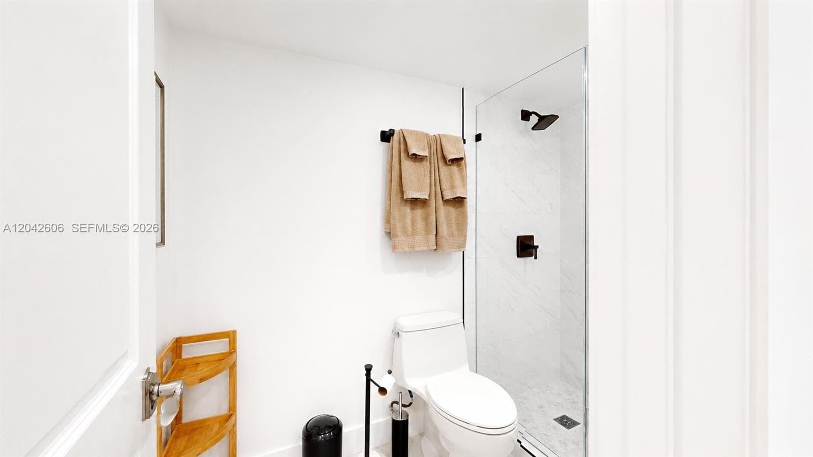 Commodore Club East · #213 in Key Biscayne - Photo 13