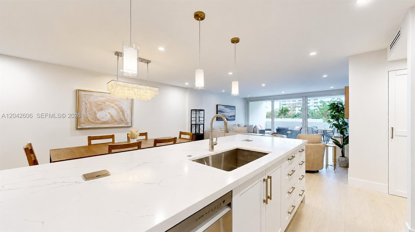 Commodore Club East · #213 in Key Biscayne - Photo 5