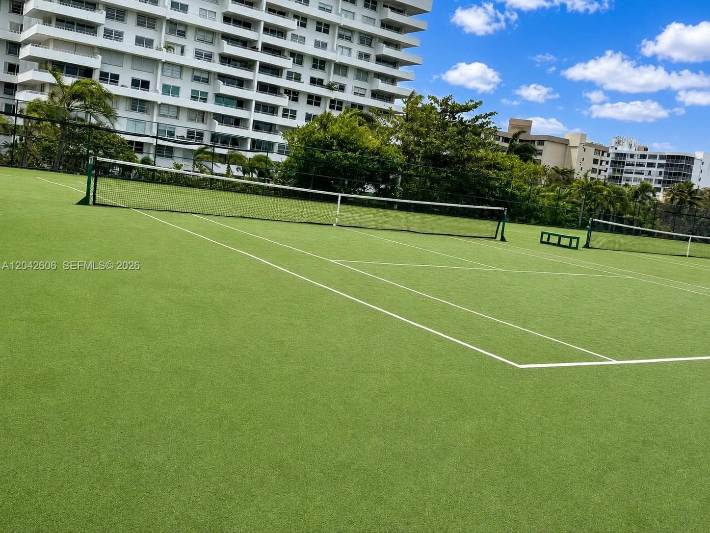 Commodore Club East · #213 in Key Biscayne - Photo 20